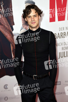 Filmpremiere 'Die Mittagsfrau' in Berlin
