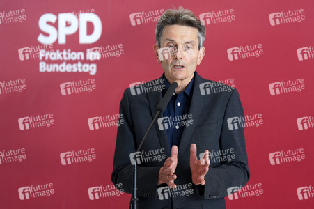 Pressestatement der SPD-Bundestagsfraktion in Berlin