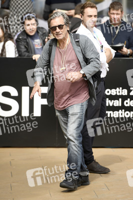 Ankunft von Griffin Dunne auf dem San Sebastian International Film Festival 2023