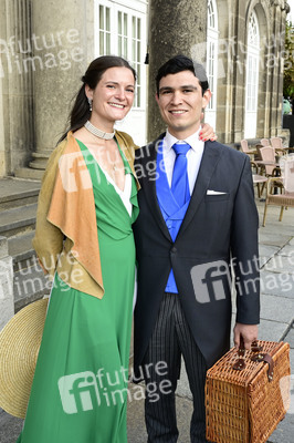 Empfang anlässlich der Trauung von Maria Teresita Prinzessin von Sachsen und Graf Beryl Alexandre de Saporta in Dresden