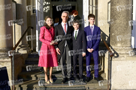 Empfang anlässlich der Trauung von Maria Teresita Prinzessin von Sachsen und Graf Beryl Alexandre de Saporta in Dresden