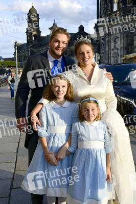 Empfang anlässlich der Trauung von Maria Teresita Prinzessin von Sachsen und Graf Beryl Alexandre de Saporta in Dresden