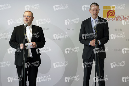 Auftakt-Pressekonferenz zur Herbst-Vollversammlung der Deutschen Bischofskonferenz in Naurod