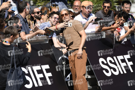 Ankunft von Mads Mikkelsen auf dem San Sebastian International Film Festival 2023