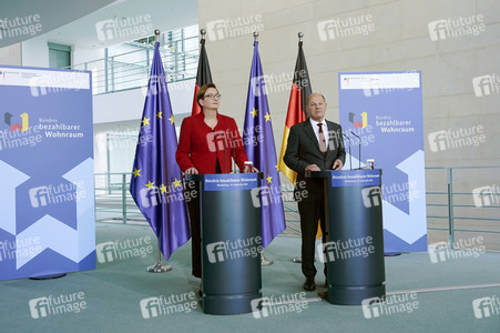 Pressestatements vor der Sitzung 'Bündnis-Tag zum bezahlbaren Wohnraum' in Berlin