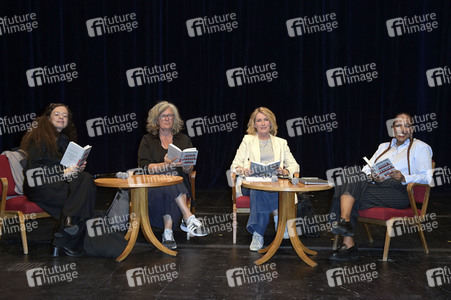 Buchpremiere 'Gegen Frauenhass' in Berlin
