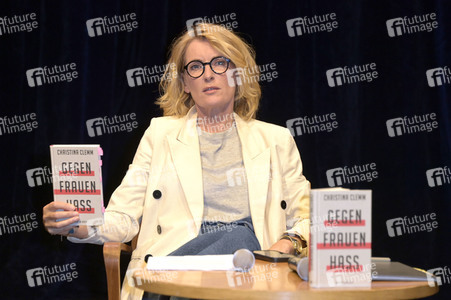 Buchpremiere 'Gegen Frauenhass' in Berlin