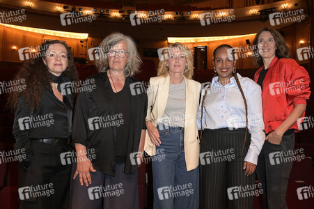 Buchpremiere 'Gegen Frauenhass' in Berlin