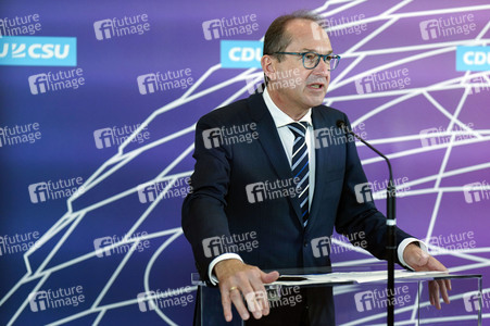 Pressestatement der CDU/CSU-Bundestagsfraktion in Berlin