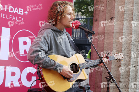 Mittagspausenkonzert von Michael Schulte bei Radio Hamburg