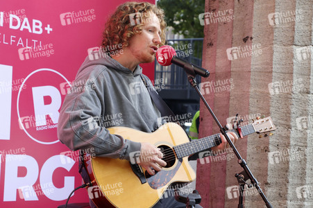 Mittagspausenkonzert von Michael Schulte bei Radio Hamburg