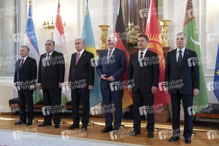 Empfang der Präsidenten von Kasachstan, Kirgisistan, Tadschikistan, Turkmenistan und Usbekistan in Berlin