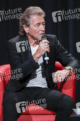 Hendrikje Balsmeyer und Peter Maffay auf der lit.Cologne Spezial 2023 in Köln