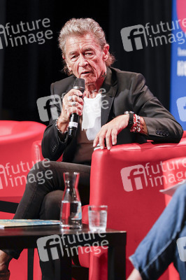 Hendrikje Balsmeyer und Peter Maffay auf der lit.Cologne Spezial 2023 in Köln