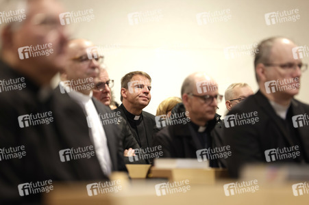 Gedächtnisgottesdienst der Deutschen Bischofskonferenz in Wiesbaden
