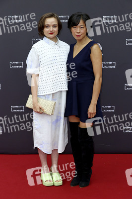 Filmpremiere 'Zwischen uns der Fluss', Filmfest Hamburg 2023