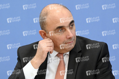 Bundespressekonferenz Neuordnung von BZgA und RKI in Berlin