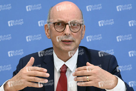 Bundespressekonferenz Neuordnung von BZgA und RKI in Berlin