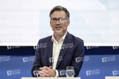 Diskussionsveranstaltung 'Der Osten - Chancen und Talente für Deutschland' in Berlin