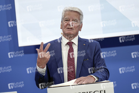 Diskussionsveranstaltung 'Der Osten - Chancen und Talente für Deutschland' in Berlin