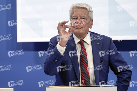 Diskussionsveranstaltung 'Der Osten - Chancen und Talente für Deutschland' in Berlin