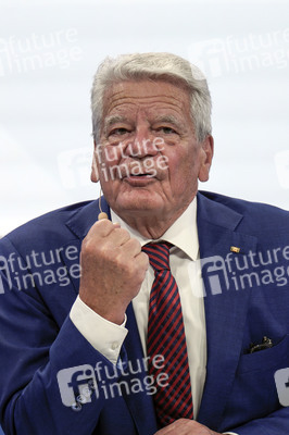 Diskussionsveranstaltung 'Der Osten - Chancen und Talente für Deutschland' in Berlin