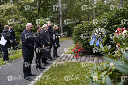 Kranzniederlegung in Gedenken an Willy Brandt in Berlin
