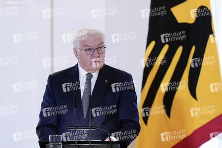 Verleihung des Verdienstordens der Bundesrepublik Deutschland in Berlin