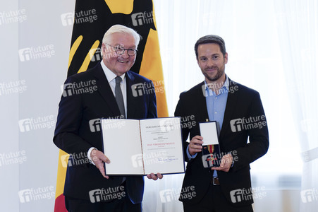 Verleihung des Verdienstordens der Bundesrepublik Deutschland in Berlin