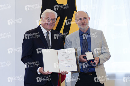 Verleihung des Verdienstordens der Bundesrepublik Deutschland in Berlin