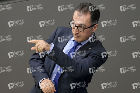 128. Sitzung des Deutschen Bundestages in Berlin