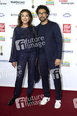 Goldene Bild der Frau 2023 in Hamburg