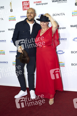 Goldene Bild der Frau 2023 in Hamburg