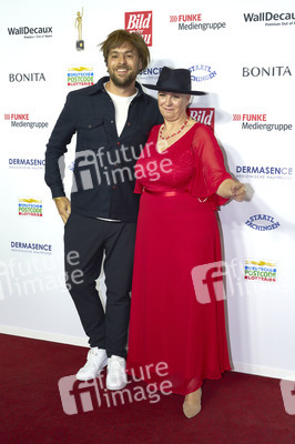 Goldene Bild der Frau 2023 in Hamburg