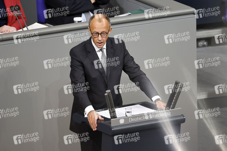 128. Sitzung des Deutschen Bundestages in Berlin