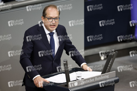 128. Sitzung des Deutschen Bundestages in Berlin