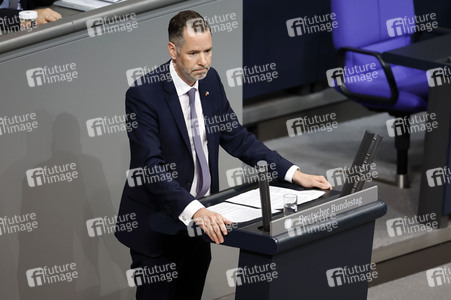128. Sitzung des Deutschen Bundestages in Berlin