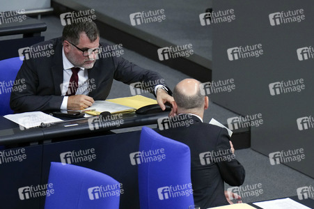 128. Sitzung des Deutschen Bundestages in Berlin