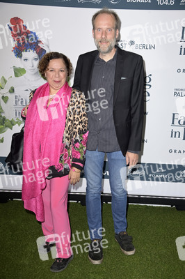 Weltpremiere der 'Falling In Love' Grand Show 2023 in Berlin