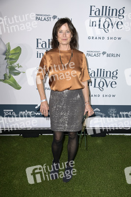 Weltpremiere der 'Falling In Love' Grand Show 2023 in Berlin
