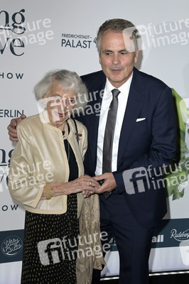 Weltpremiere der 'Falling In Love' Grand Show 2023 in Berlin