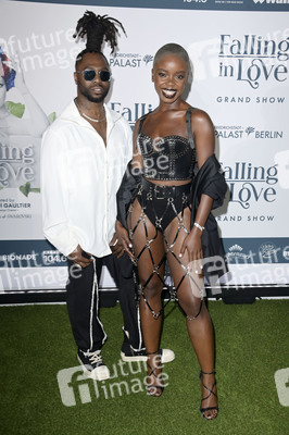 Weltpremiere der 'Falling In Love' Grand Show 2023 in Berlin