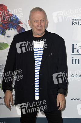 Weltpremiere der 'Falling In Love' Grand Show 2023 in Berlin