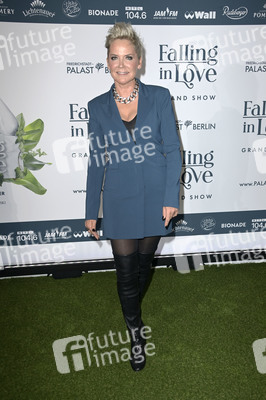 Weltpremiere der 'Falling In Love' Grand Show 2023 in Berlin