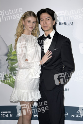 Weltpremiere der 'Falling In Love' Grand Show 2023 in Berlin