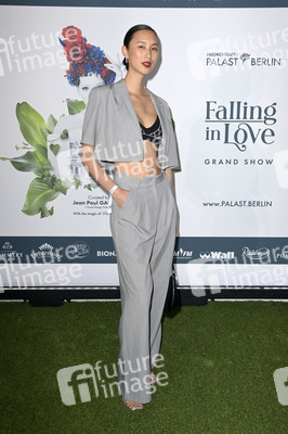 Weltpremiere der 'Falling In Love' Grand Show 2023 in Berlin