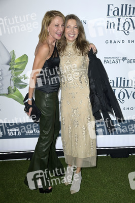Weltpremiere der 'Falling In Love' Grand Show 2023 in Berlin
