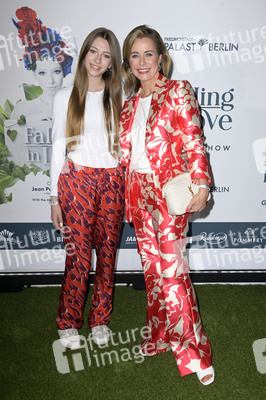 Weltpremiere der 'Falling In Love' Grand Show 2023 in Berlin