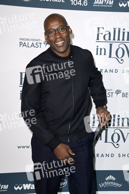 Weltpremiere der 'Falling In Love' Grand Show 2023 in Berlin