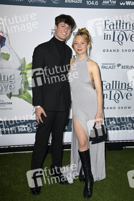 Weltpremiere der 'Falling In Love' Grand Show 2023 in Berlin
